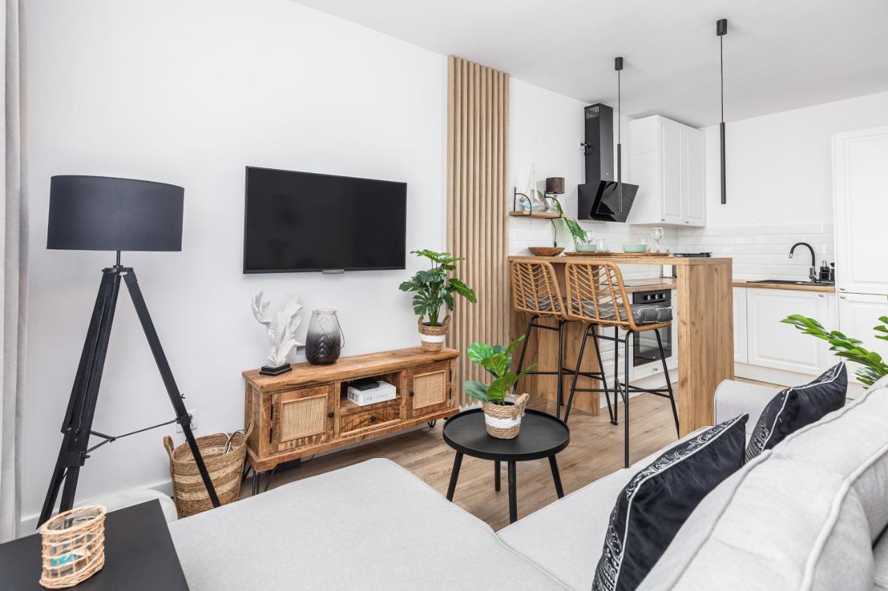 City View Apartment By Noclegi Renters シフィノウイシチェ エクステリア 写真